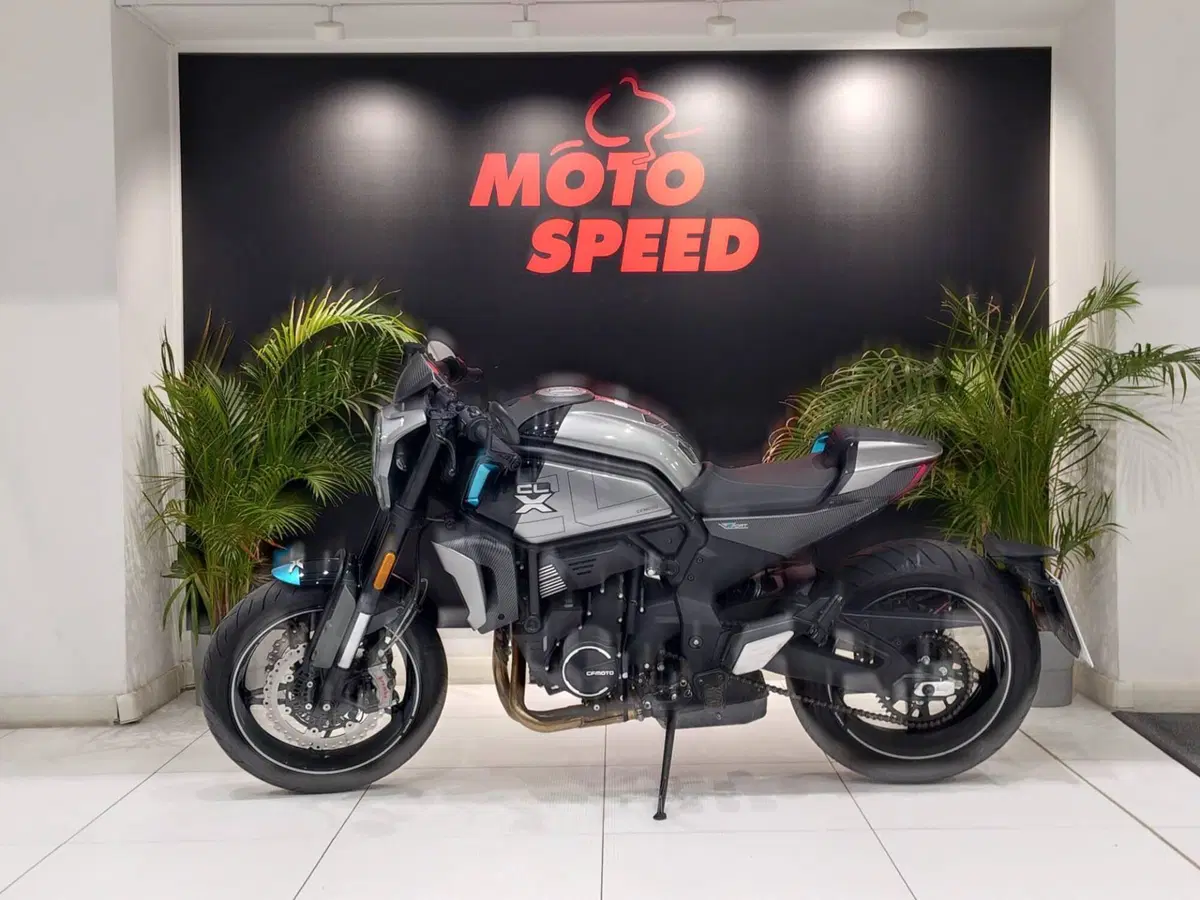 CFMOTO 700CL-X Sport (2022 - 26) (4)