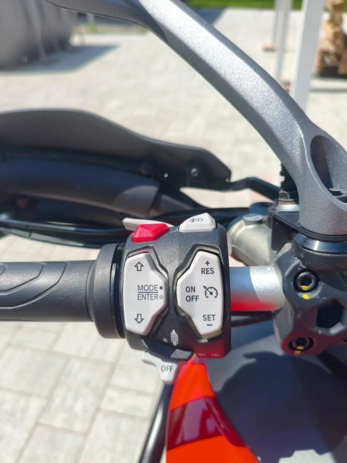 Ducati Multistrada V2 S (2022 - 24) (7)