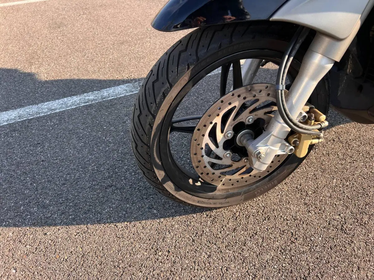 Piaggio Beverly 350 SportTouring ie (2011 - 15) (5)