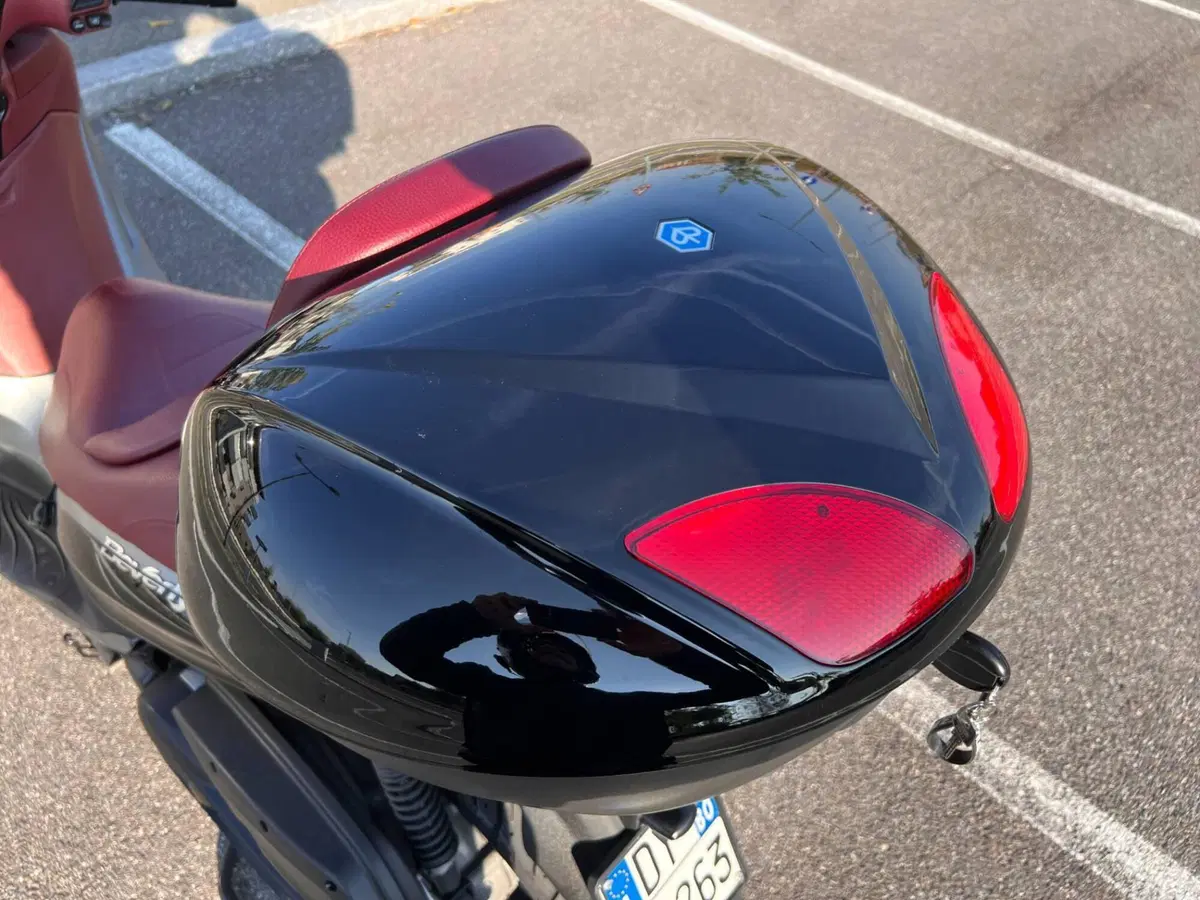 Piaggio Beverly 350 SportTouring ie (2011 - 15) (10)