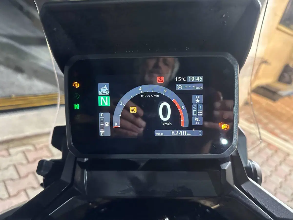 Honda X-ADV 750 (2025 - 27) (7)