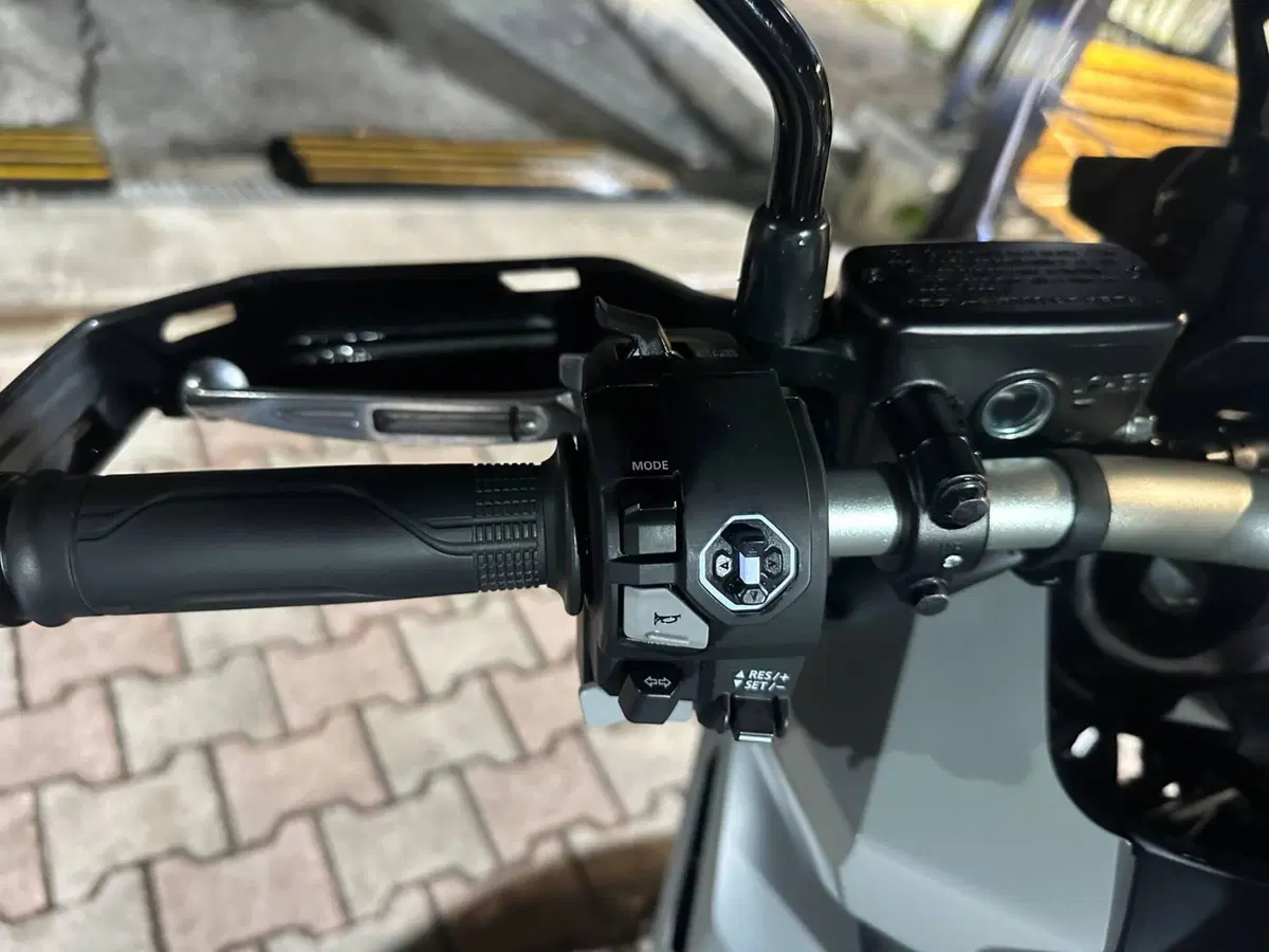 Honda X-ADV 750 (2025 - 27) (10)