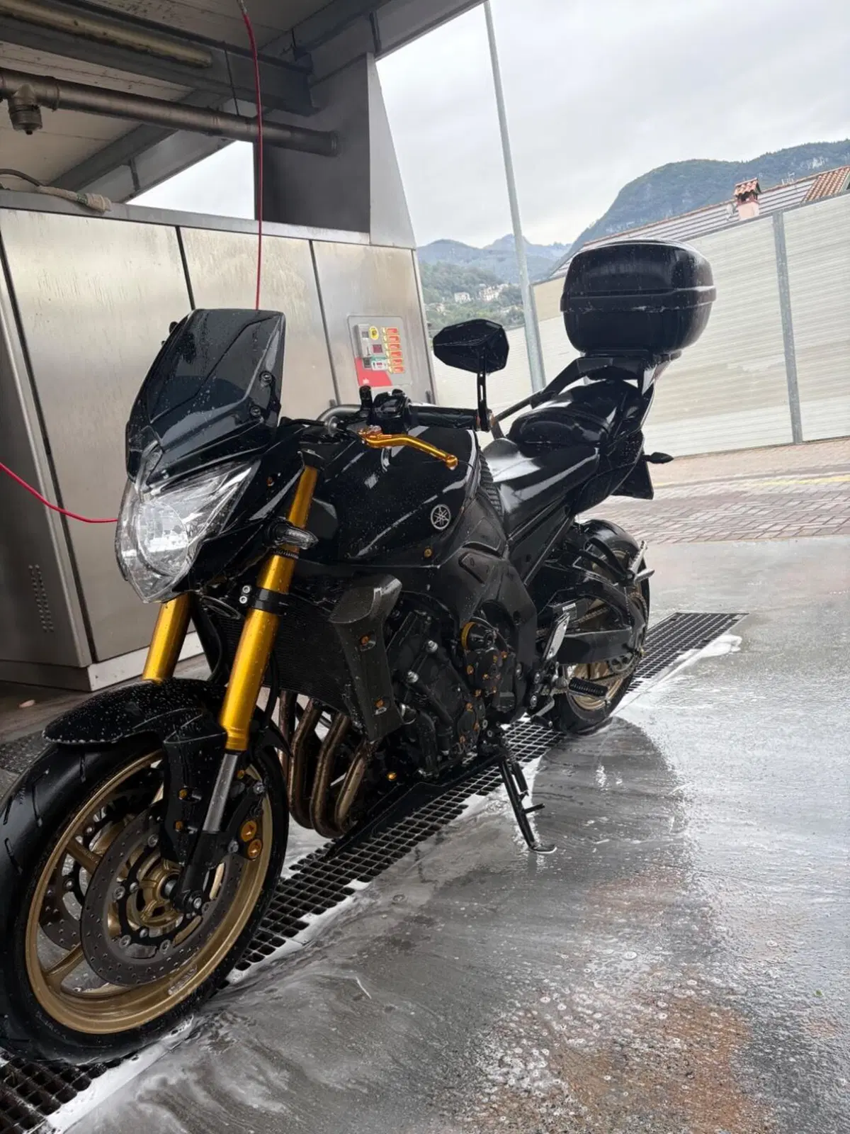 Yamaha FZ8 (2010 - 12) (3)