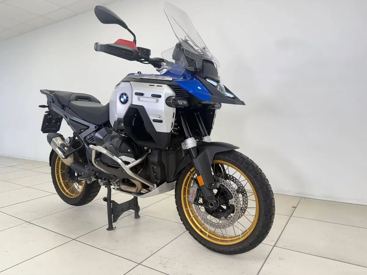 Bmw R 1300 GS Adventure Trophy (2025 - 26) (2)