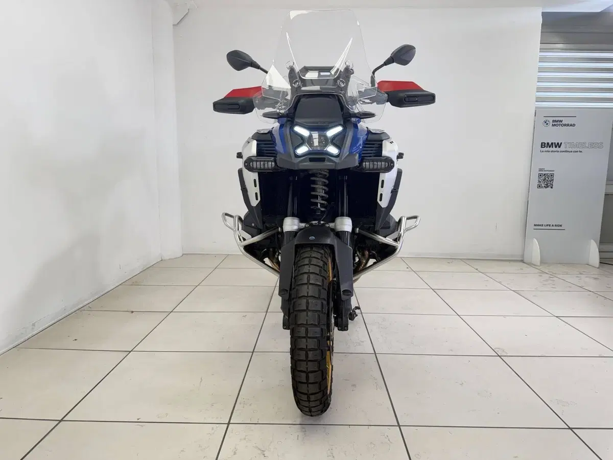 Bmw R 1300 GS Adventure Trophy (2025 - 26) (3)