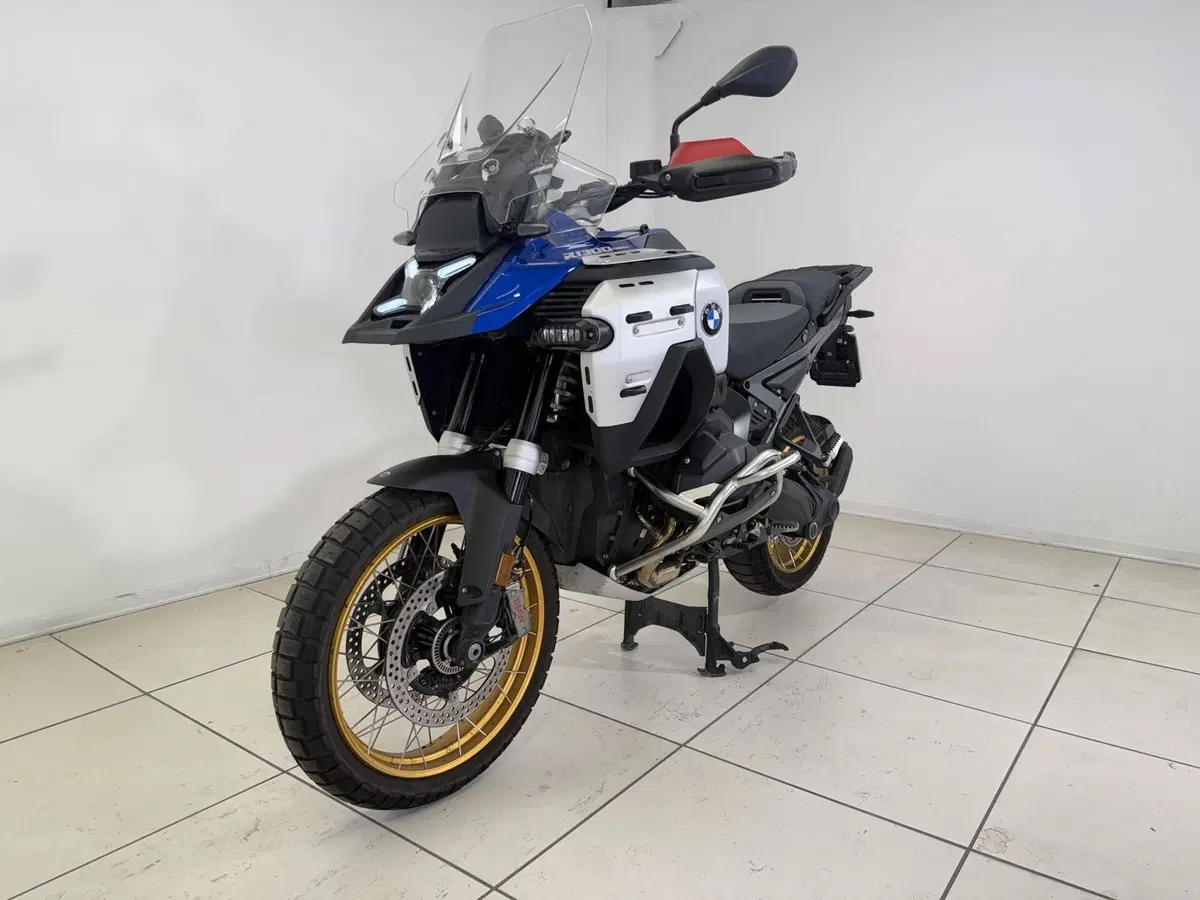 Bmw R 1300 GS Adventure Trophy (2025 - 26) (4)