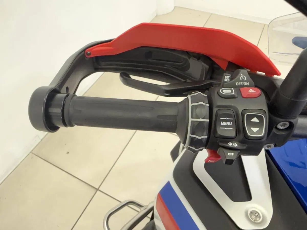 Bmw R 1300 GS Adventure Trophy (2025 - 26) (10)