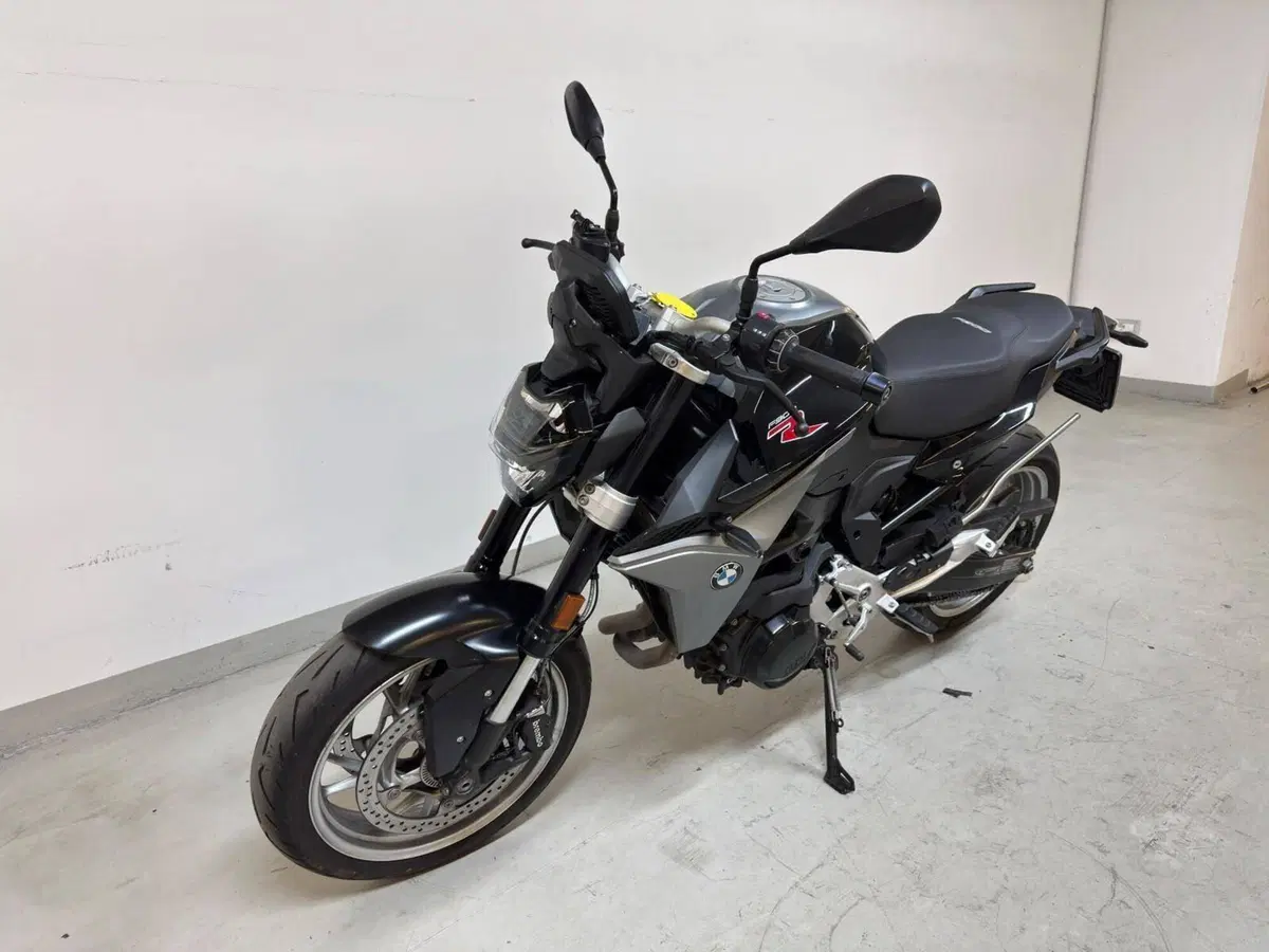 Bmw F 900 R (2021 - 24) (2)