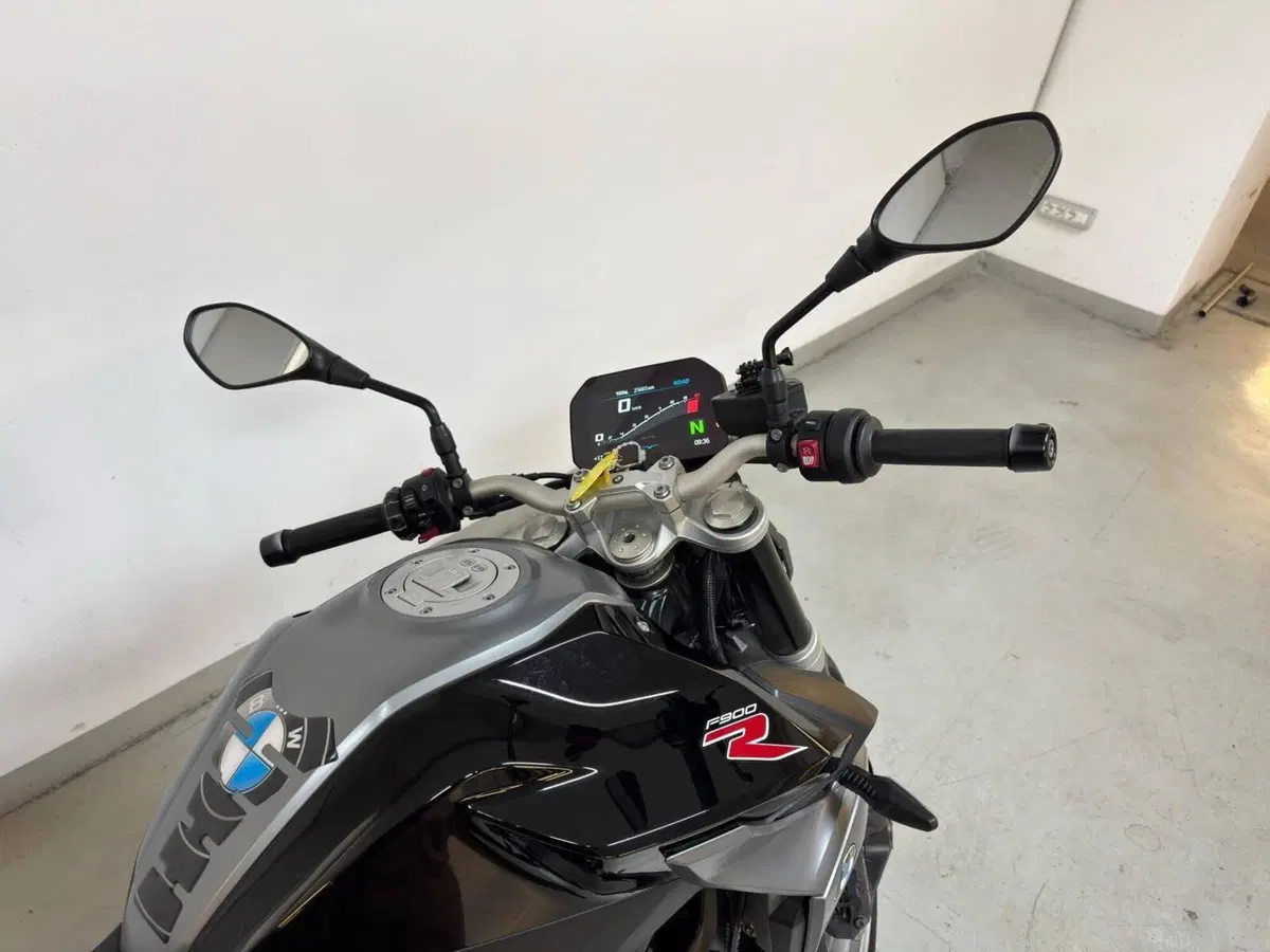 Bmw F 900 R (2021 - 24) (9)