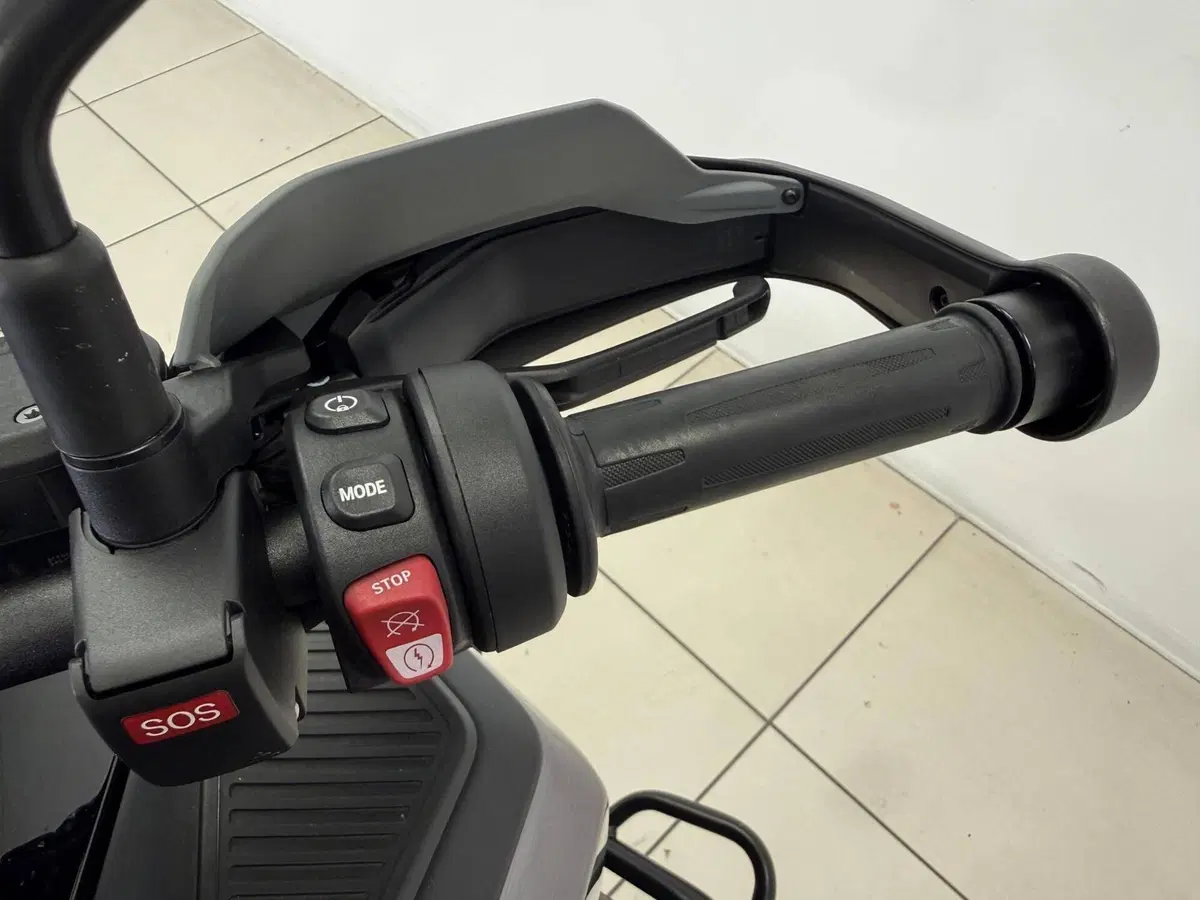 Bmw R 1300 GS Adventure ASA (2025 - 26) (11)