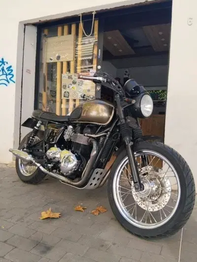 Triumph Bonneville SE (2009 - 13) usata