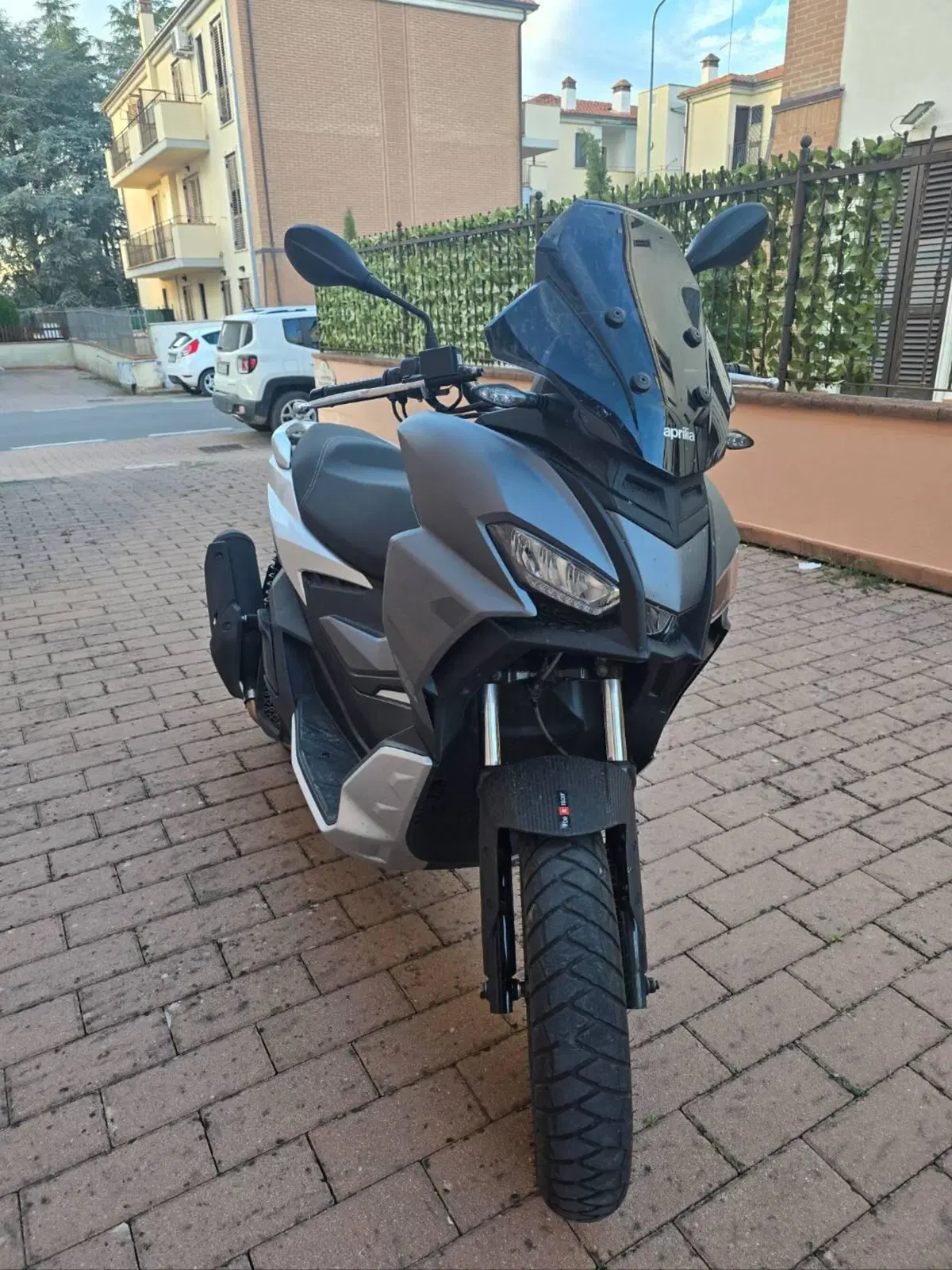 Aprilia SR GT 200 (2025 - 26) (3)
