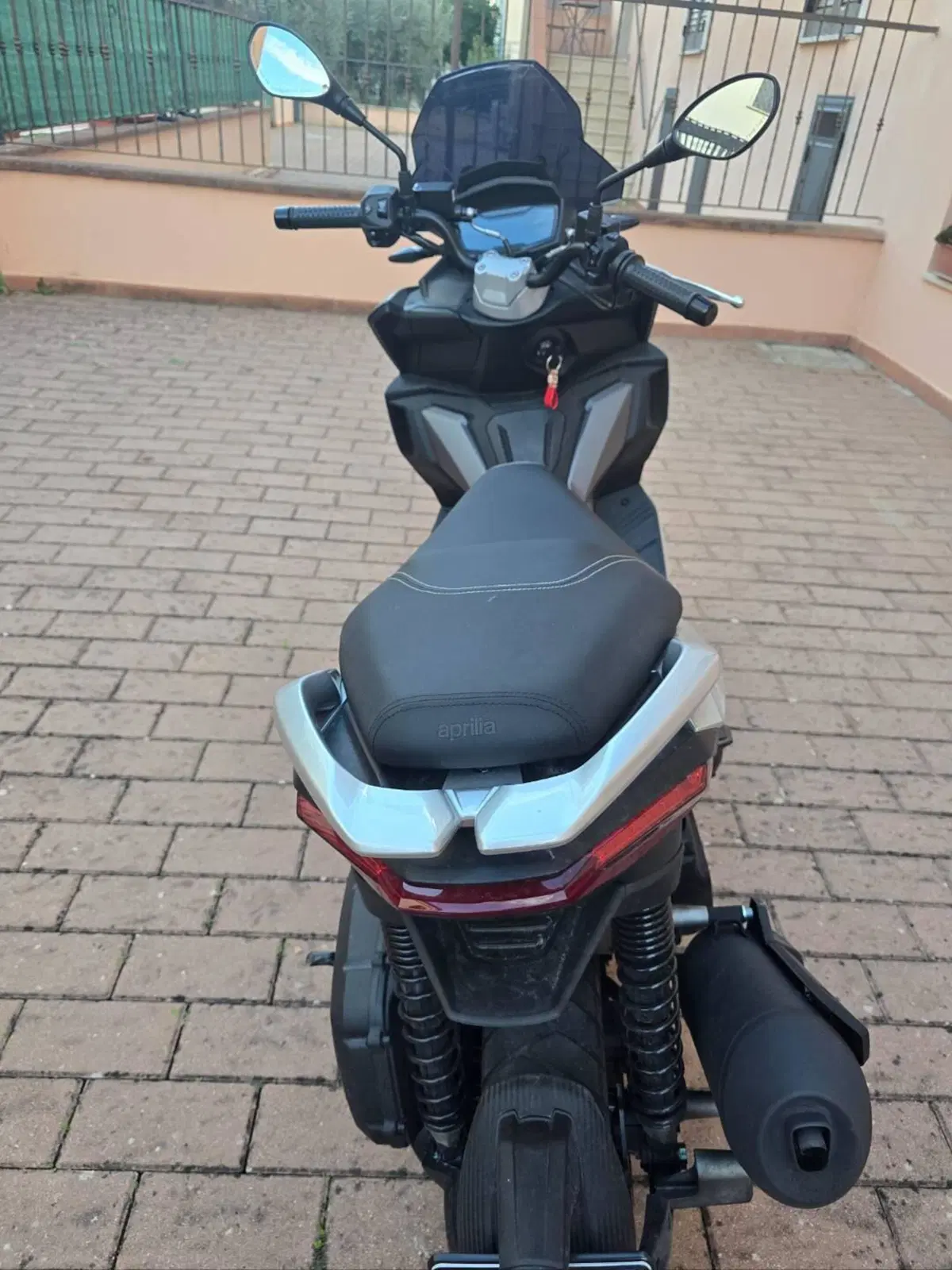 Aprilia SR GT 200 (2025 - 26) (5)