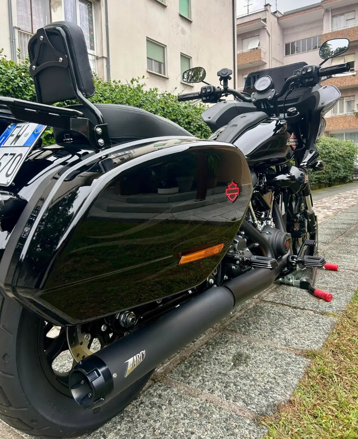 Harley-Davidson Low Rider ST (2025 - 26) (2)