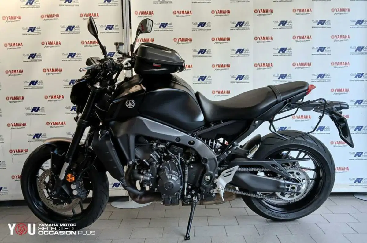 Yamaha MT-09 (2021 - 23) (2)