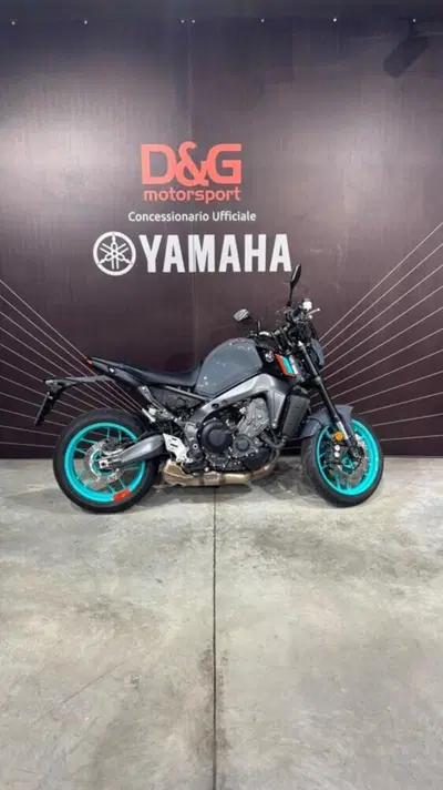 Yamaha MT-09 (2021 - 23) usata