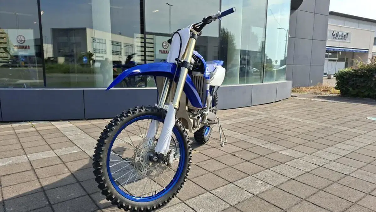 Yamaha YZ 450 F (2019) (4)