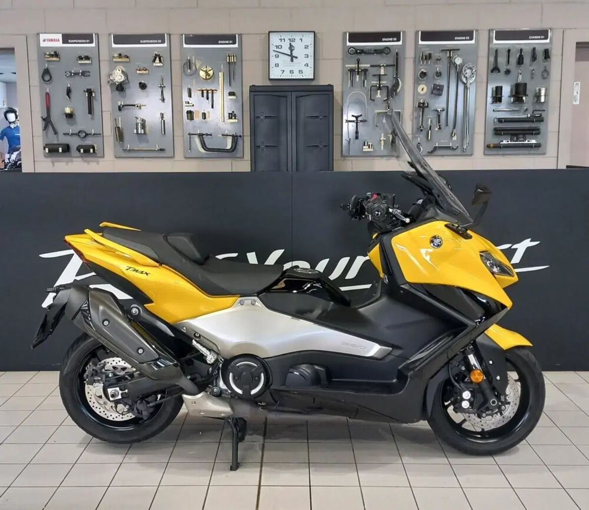 Yamaha T-Max 560 (2022 - 24)
