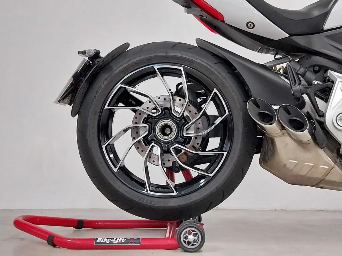 Ducati XDiavel 1262 S (2016 - 20) (10)