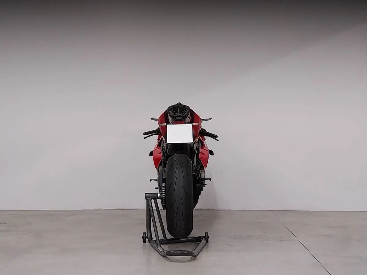 Ducati Panigale V4 S (2022 - 24) (5)