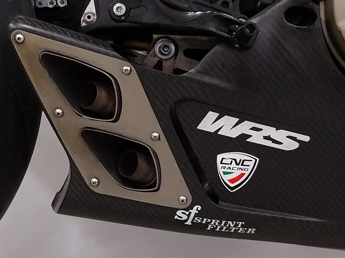Ducati Panigale V4 S (2022 - 24) (11)