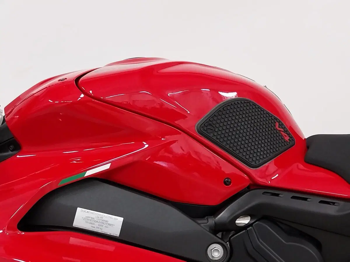 Ducati Panigale V4 S (2022 - 24) (15)