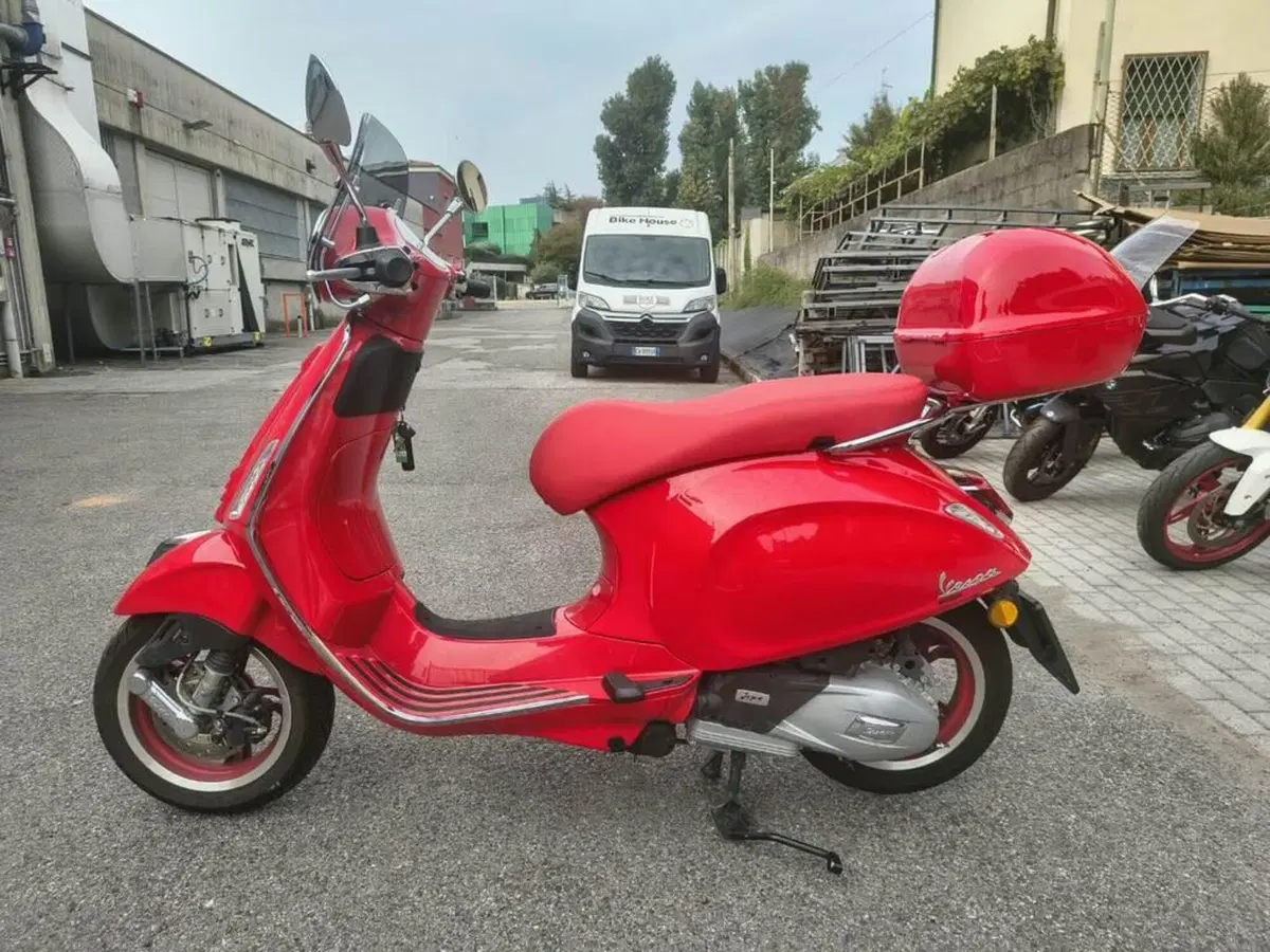 Vespa Primavera 125 RED (2021 - 24) (3)