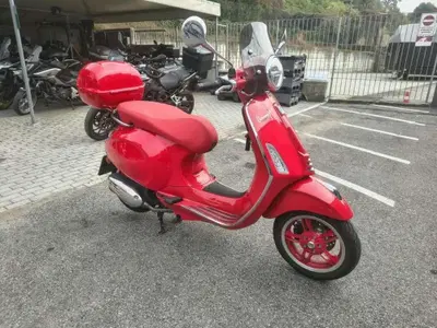Vespa Primavera 125 RED (2021 - 24) usata