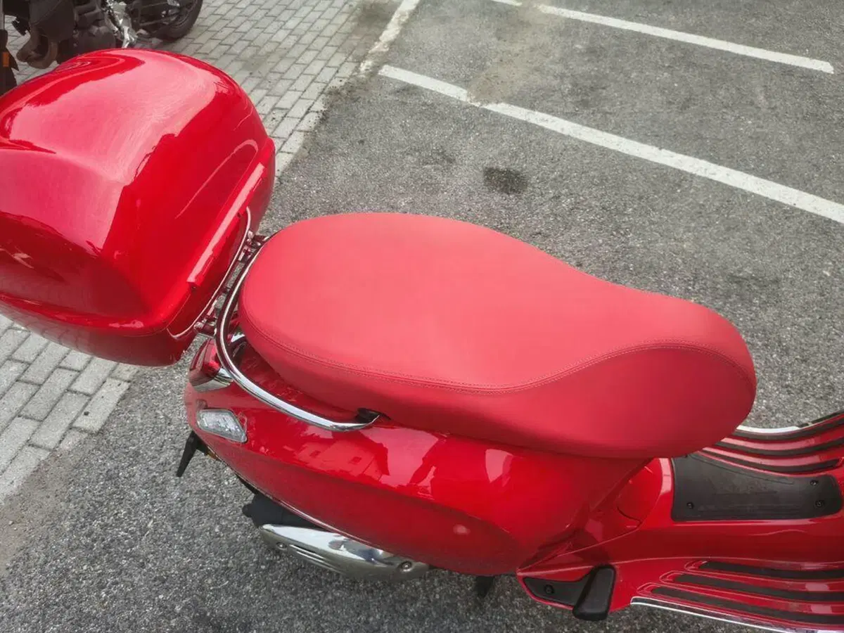 Vespa Primavera 125 RED (2021 - 24) (7)