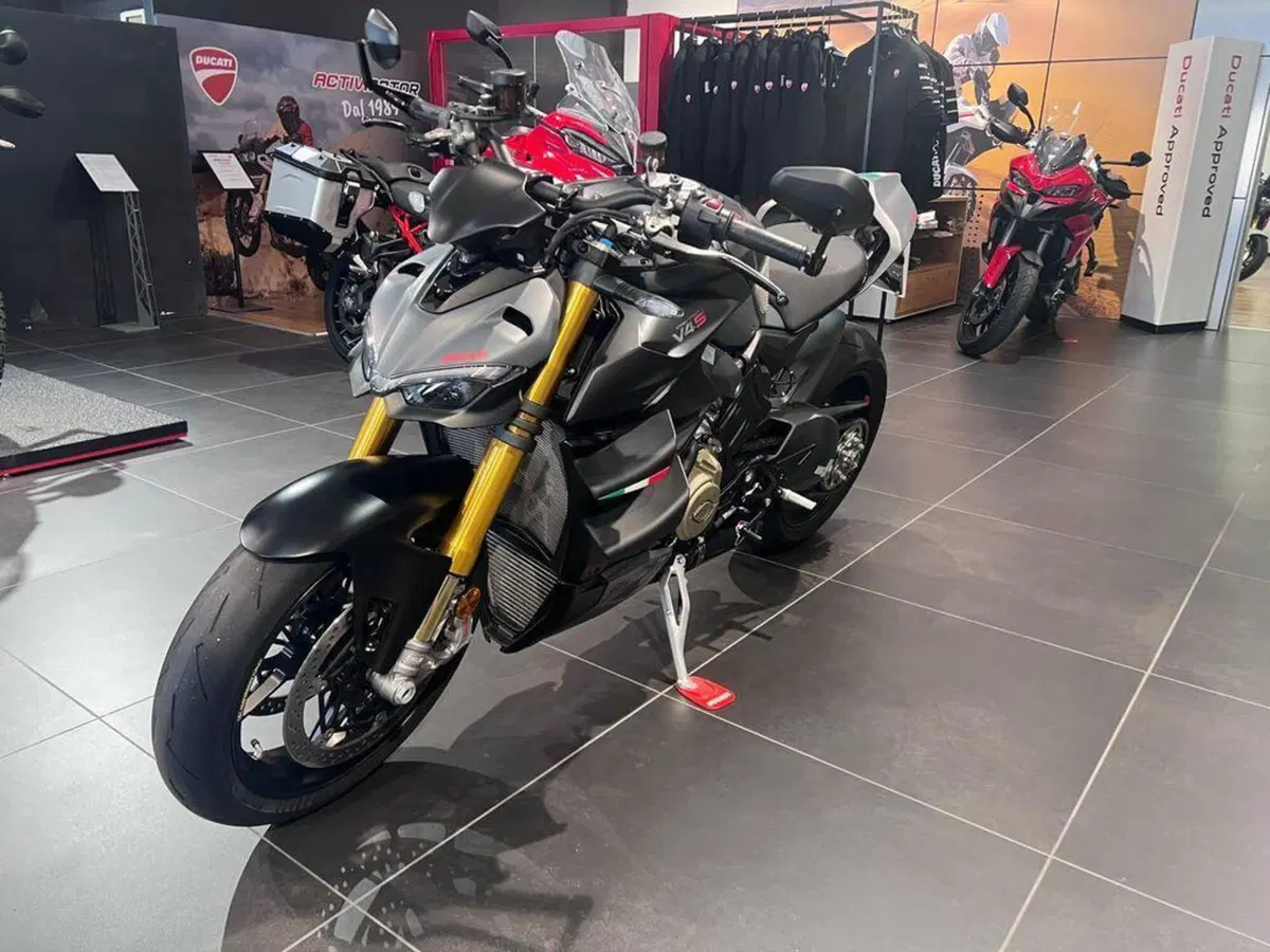 Ducati Streetfighter V4 S (2023 - 24) (3)