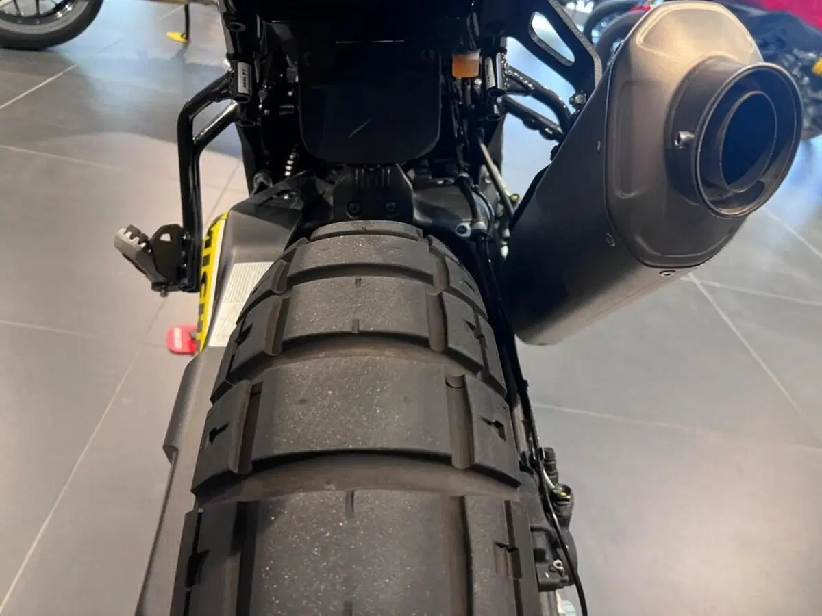 Ducati DesertX (2022 - 25) (14)
