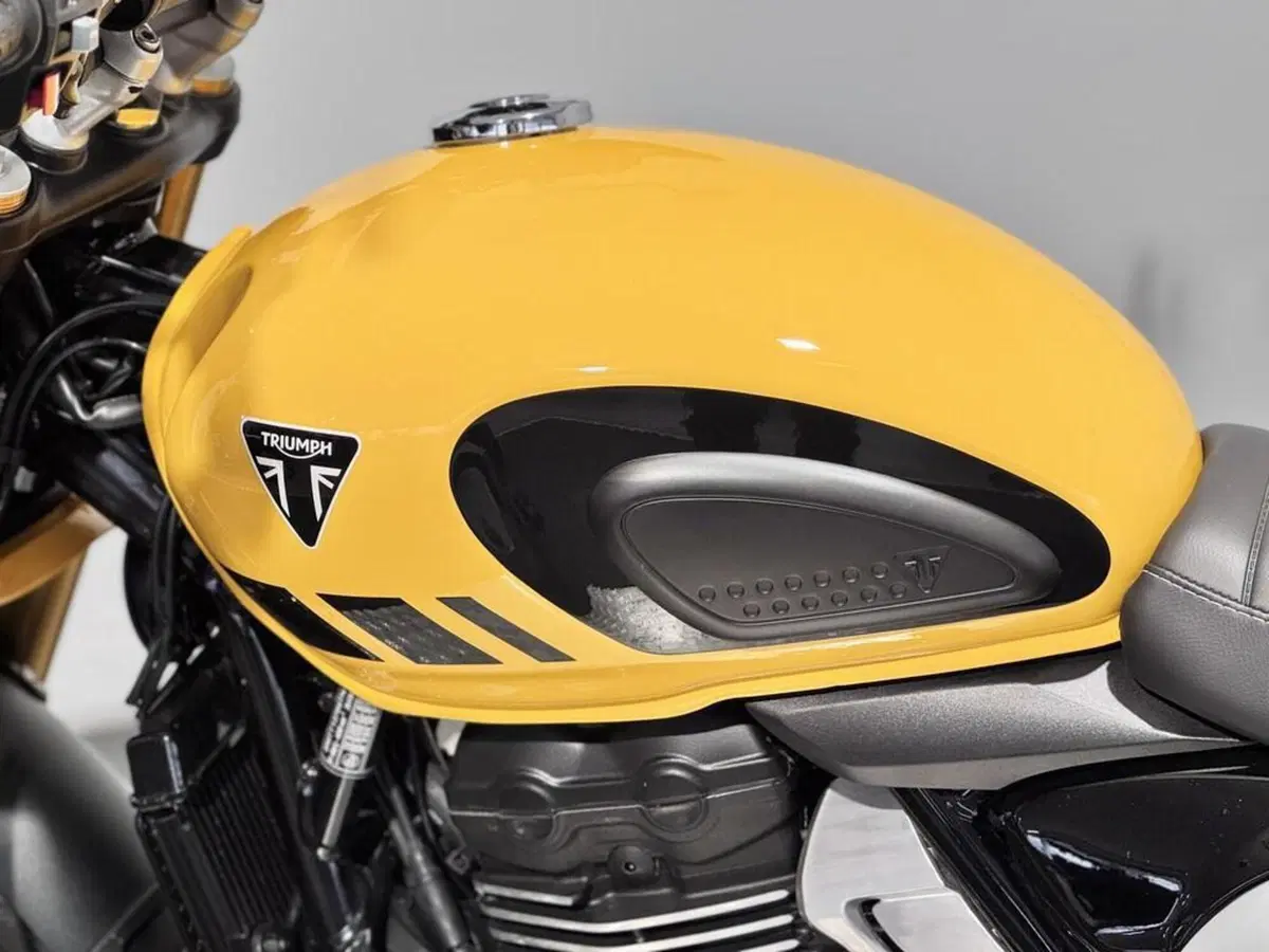 Triumph Scrambler 400 XC (2025 - 26) (5)