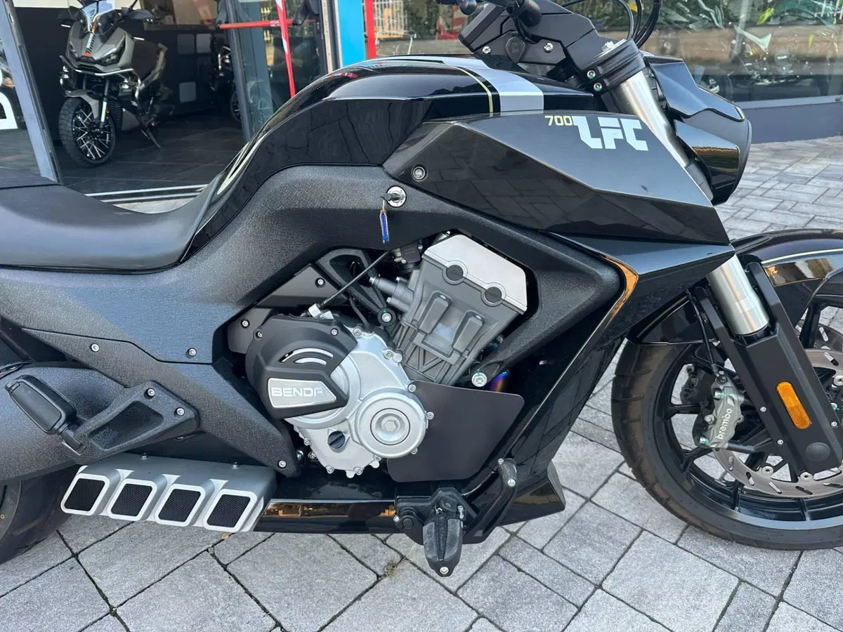 Benda Motorcycles LFC 700 (2024 - 26) (3)