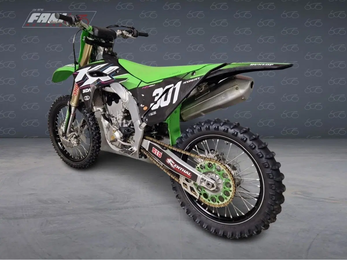 Kawasaki KX250 (2025) (2)