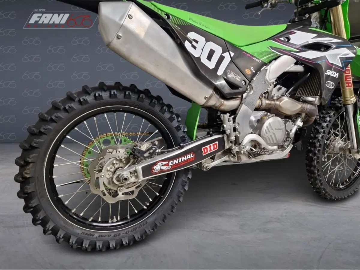Kawasaki KX250 (2025) (4)