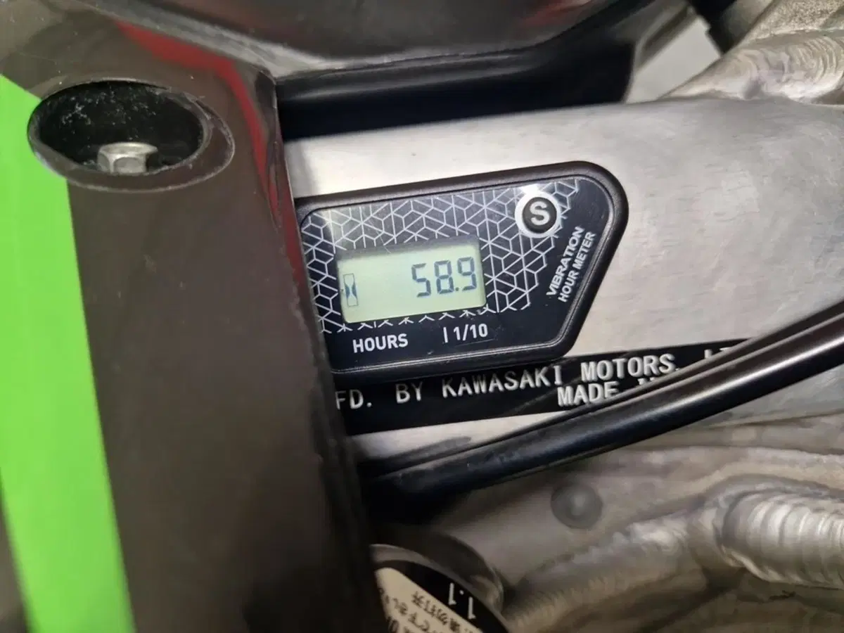 Kawasaki KX250 (2025) (6)