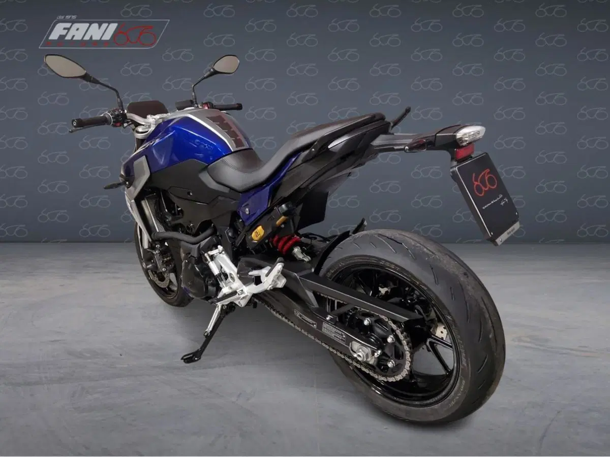Bmw F 900 R (2021 - 24) (6)
