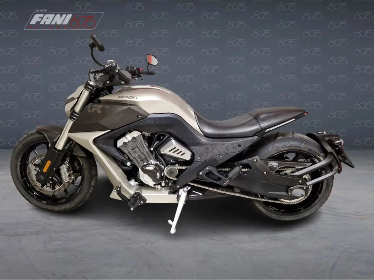 Benda Motorcycles LFC 700 (2024 - 26) (5)