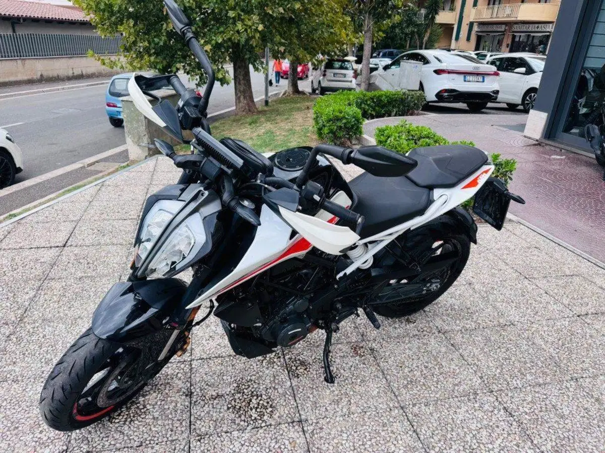 KTM 390 Duke (2021 - 23) (4)