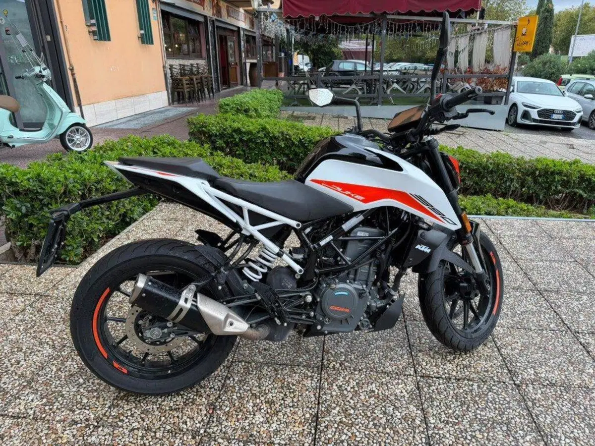 KTM 390 Duke (2021 - 23) (9)