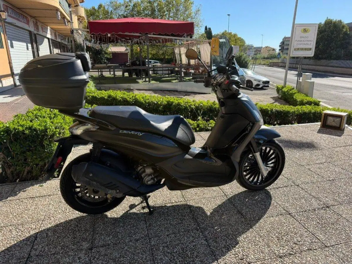 Piaggio Beverly 300 S i.e. ABS-ASR (2016 - 20)