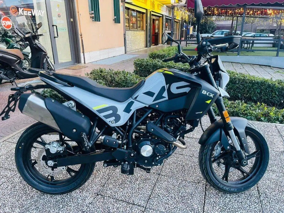 Benelli BKX 125 (2026) (9)