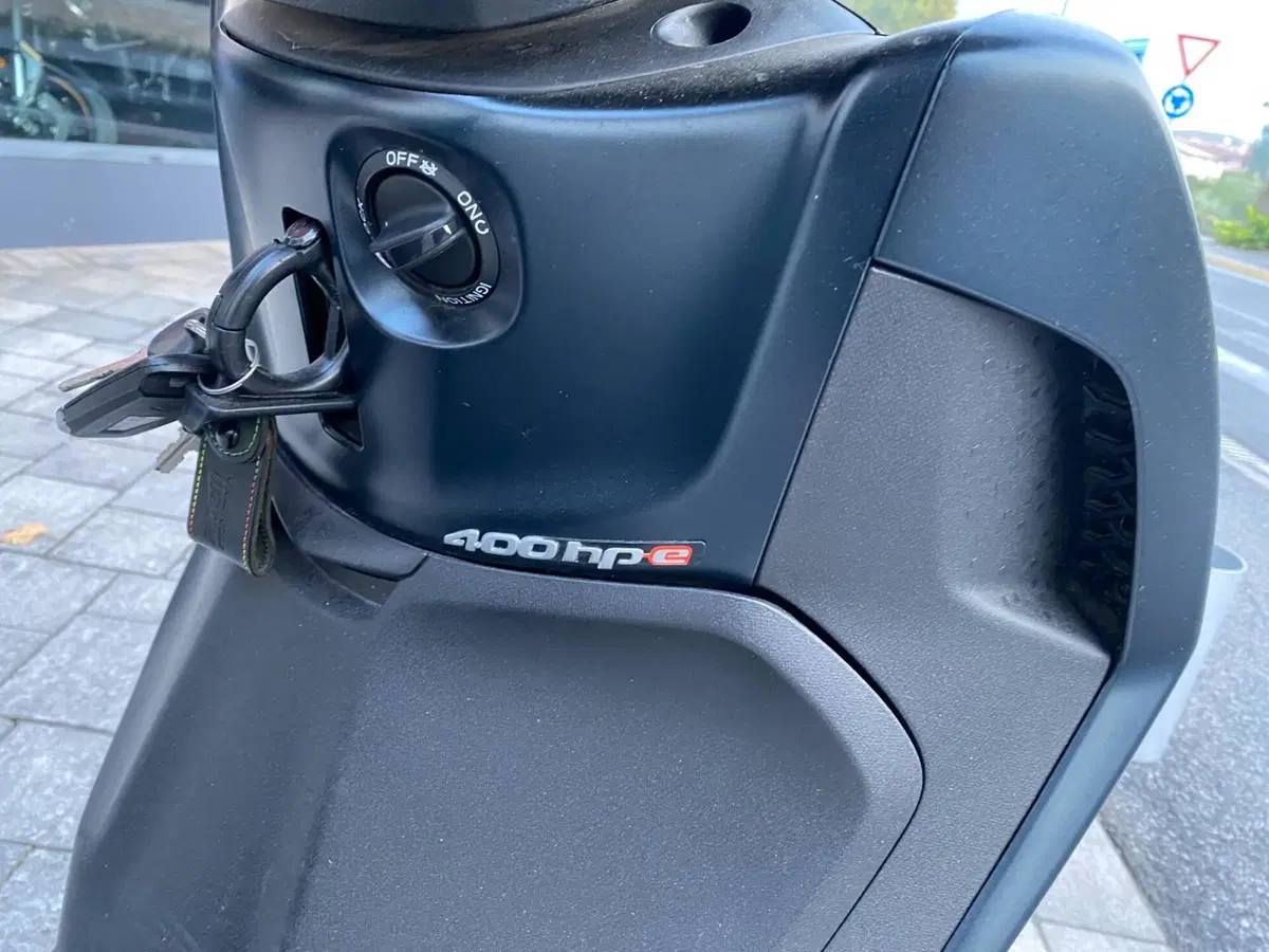 Piaggio Beverly 400 (2025 - 26) (3)