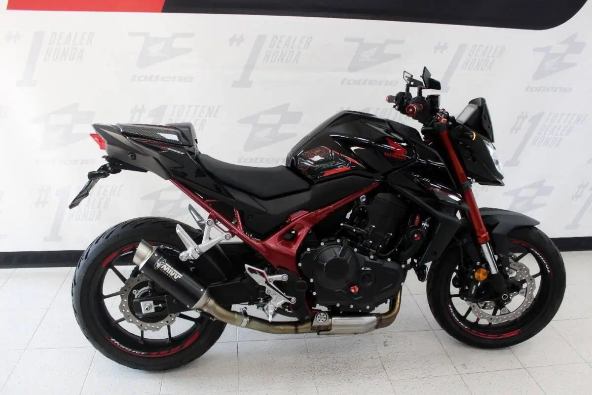 Honda CB 750 Hornet (2023 - 24) (2)