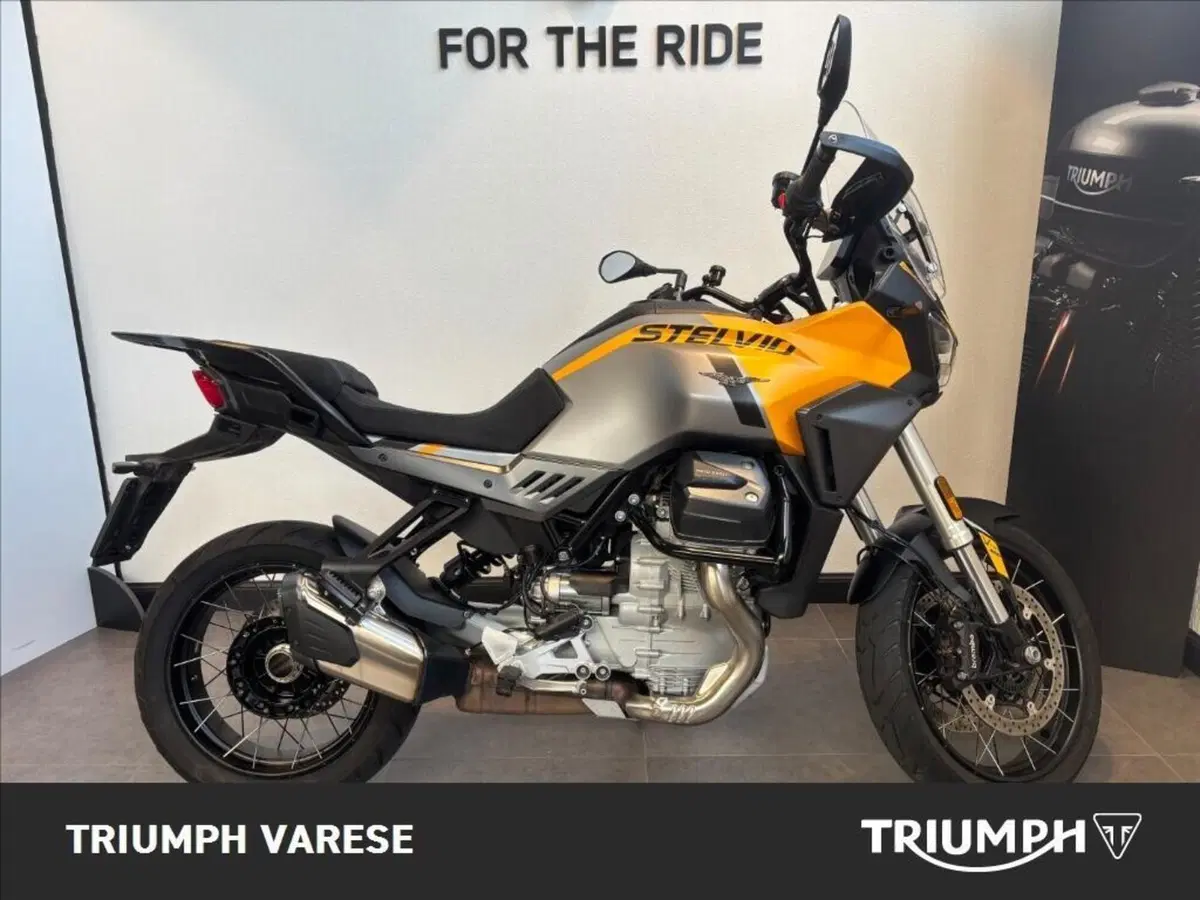Moto Guzzi Stelvio (2024 - 26)