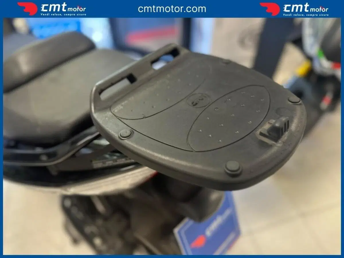 Yamaha T-Max 500 (2008 - 12) (7)