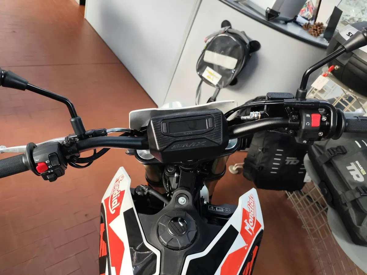 FB Mondial SMX 300 Enduro (2025 - 26) (6)