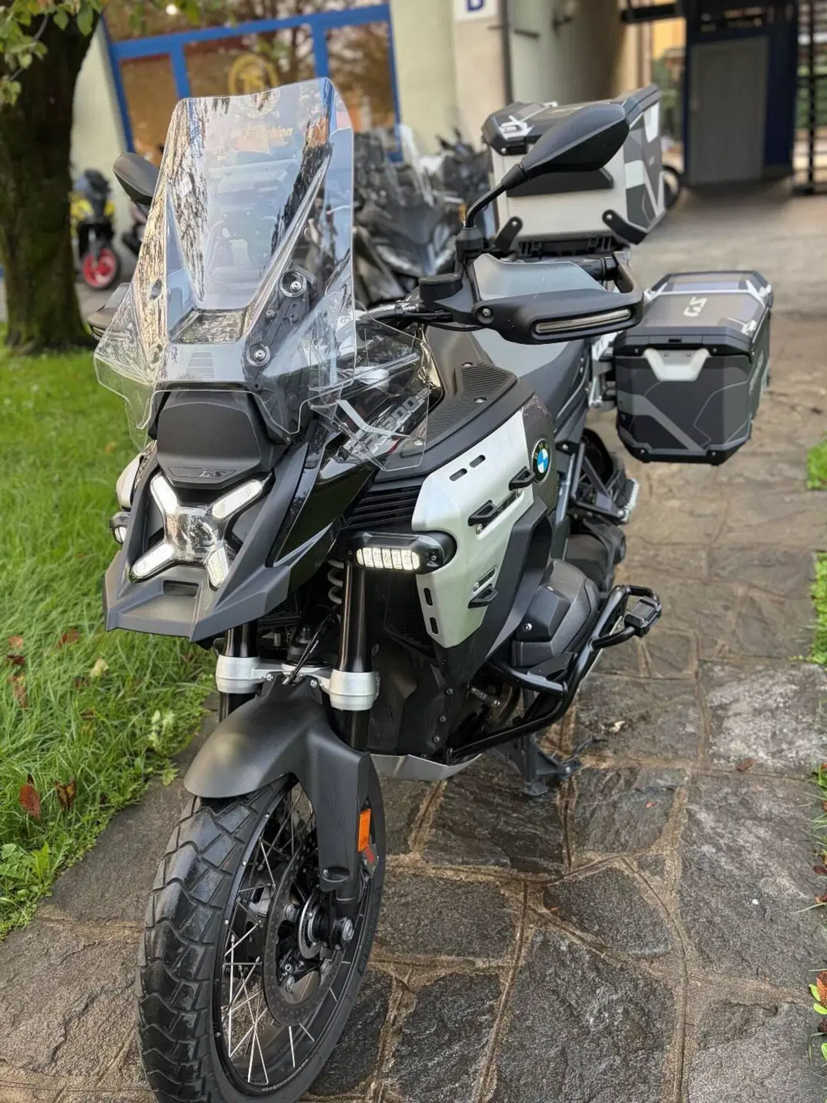 Bmw R 1300 GS Adventure Triple Black (2025 - 26) (3)