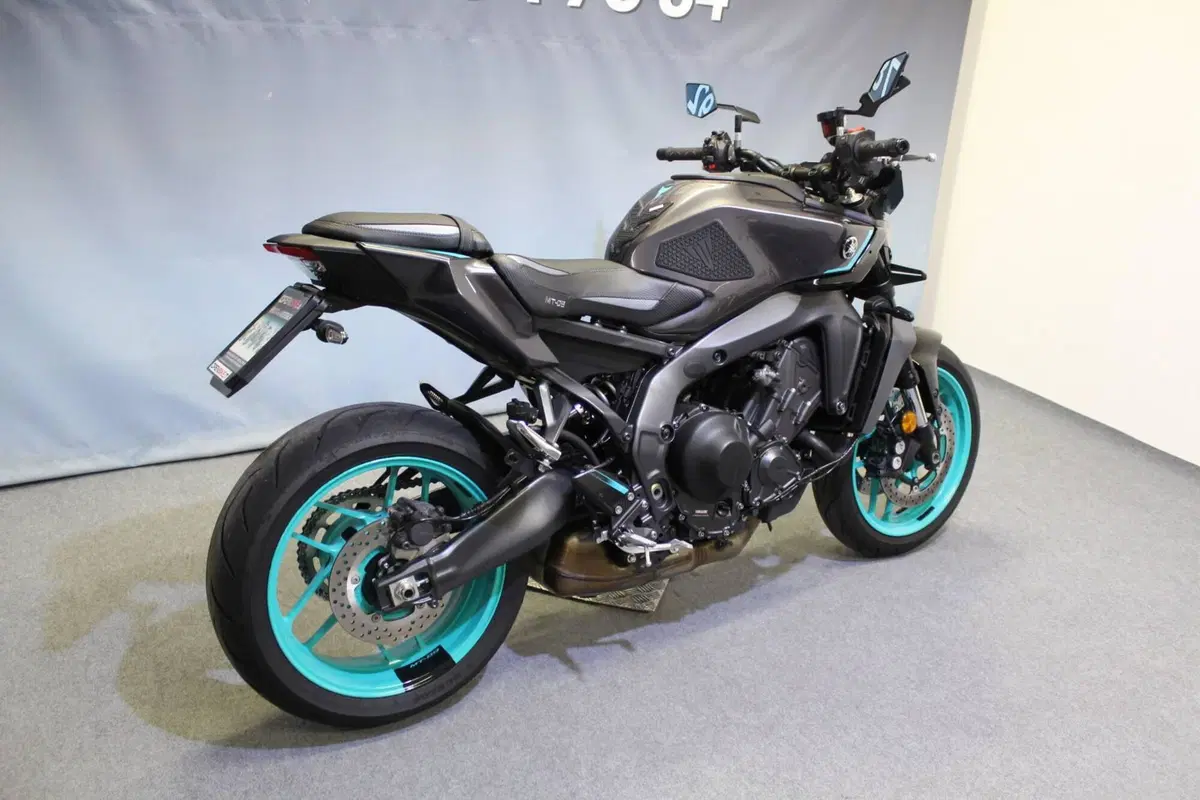 Yamaha MT-09 (2024 - 26) (4)