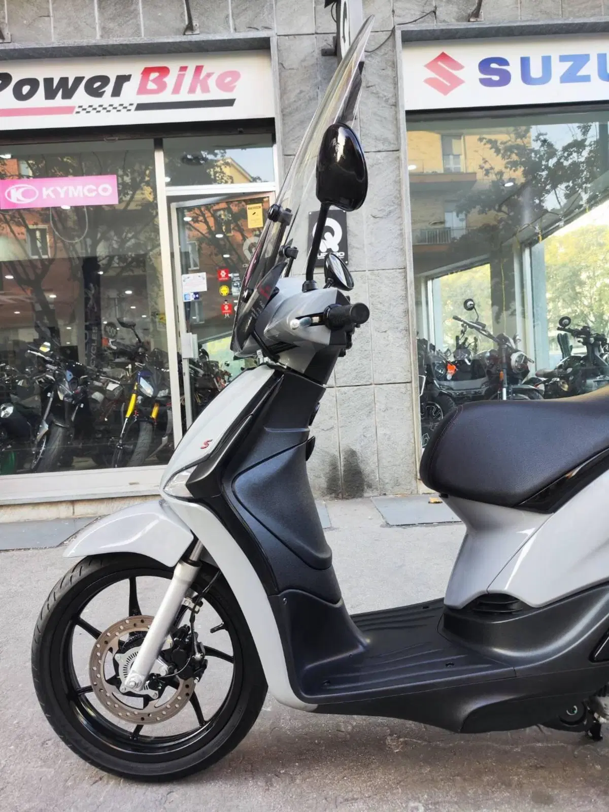 Piaggio Liberty 150 3V S ABS (2021 - 24) (9)